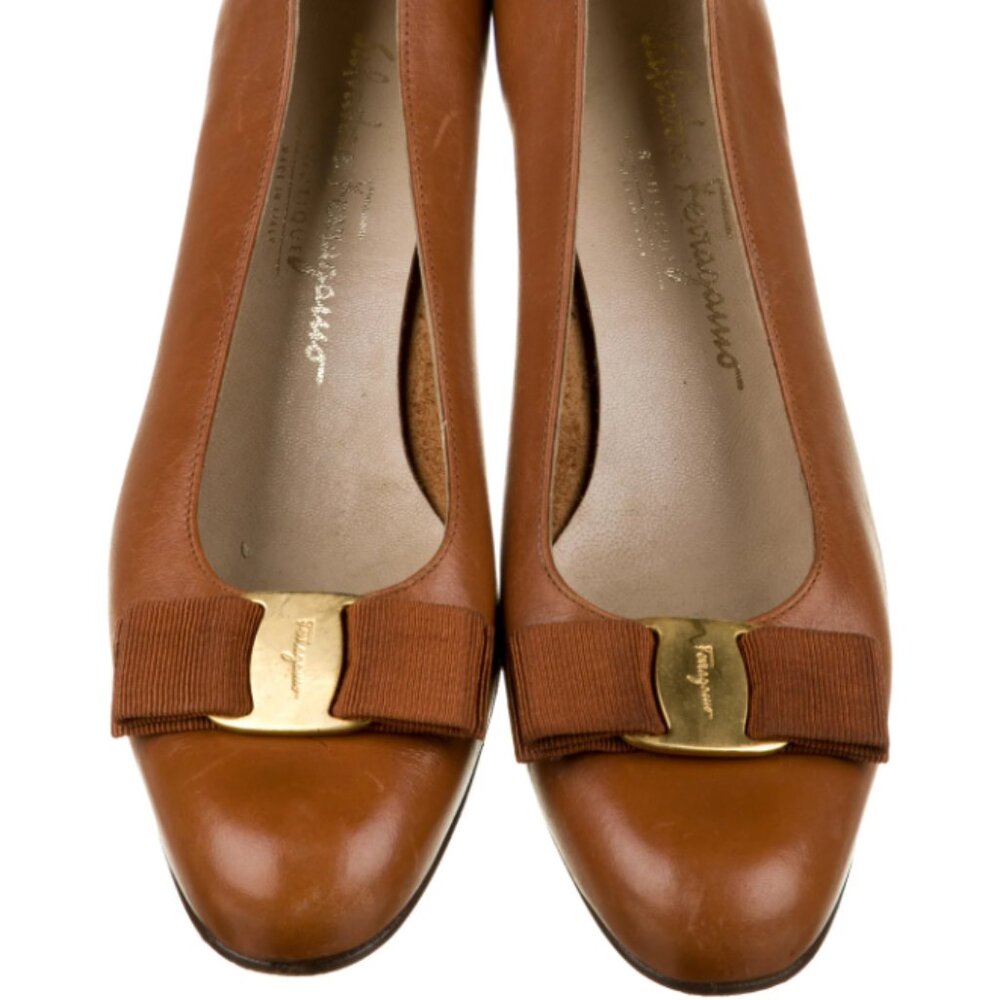 Salvatore Ferragamo Leather Vara Pumps